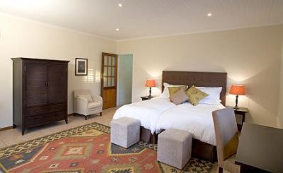 Safari Club Sa Hotel Кемптън Парк Екстериор снимка